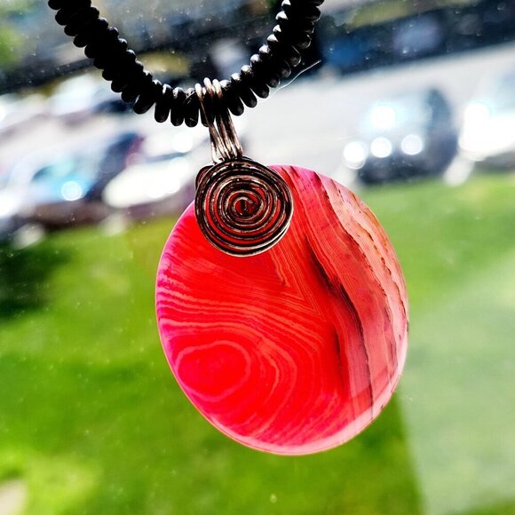 Pink Quench Crackled Quartz Artisan 925 Bale on Vintage Black Beaded Necklace - Picture 7 of 7